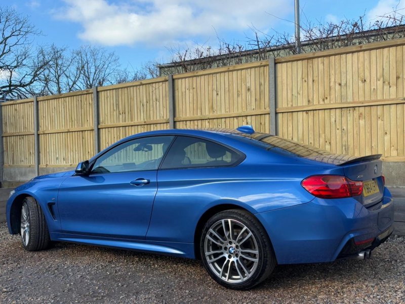 BMW 4 SERIES
