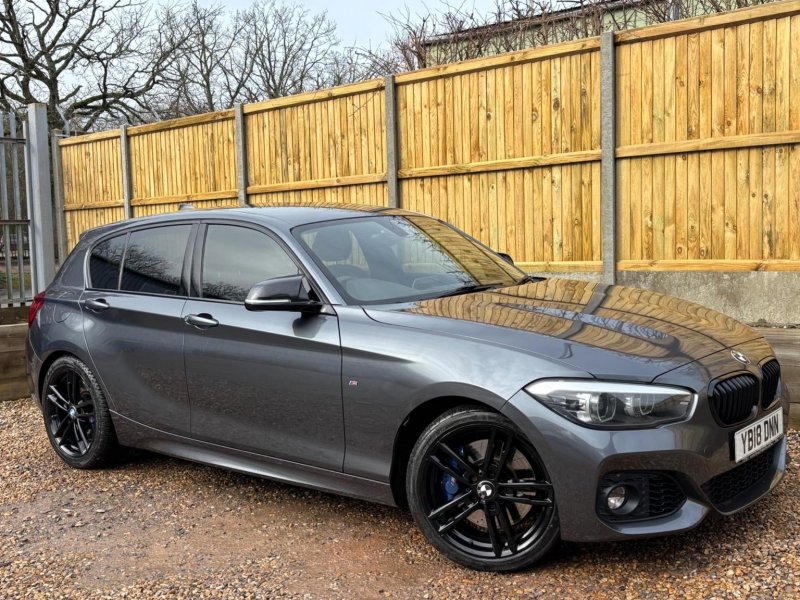 BMW 1 SERIES
