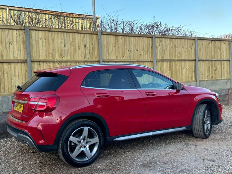 MERCEDES-BENZ GLA CLASS