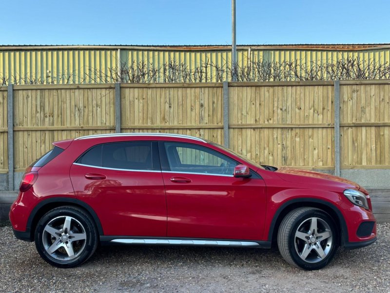 MERCEDES-BENZ GLA CLASS