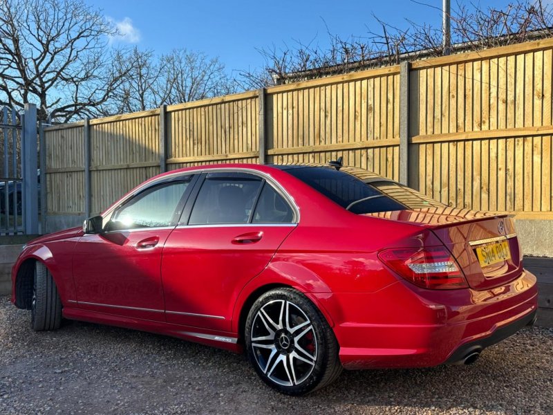 MERCEDES-BENZ C CLASS