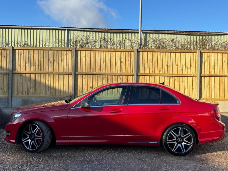 MERCEDES-BENZ C CLASS