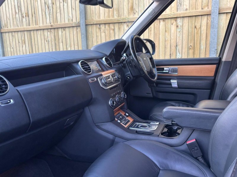 LAND ROVER DISCOVERY 4