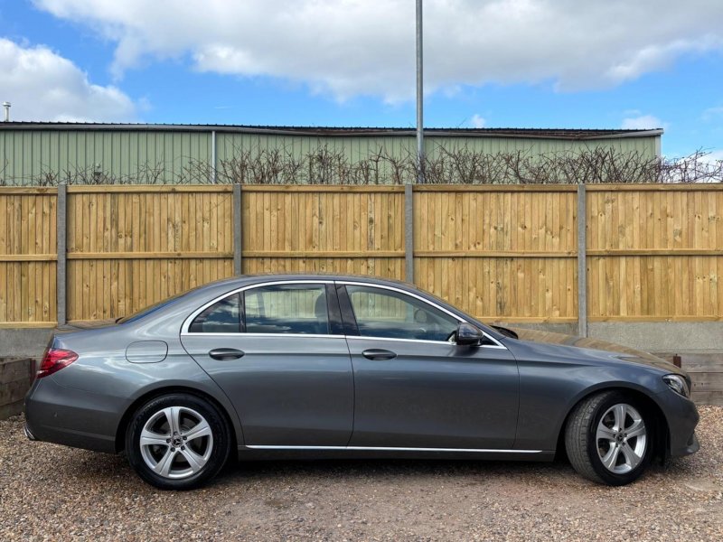 MERCEDES-BENZ E CLASS