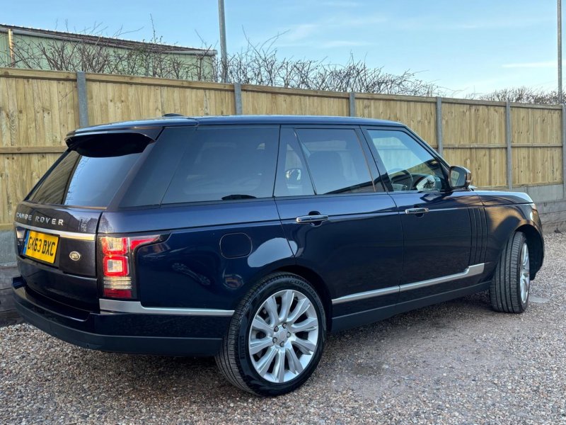 LAND ROVER RANGE ROVER