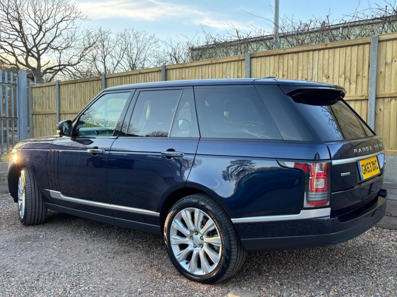 LAND ROVER RANGE ROVER
