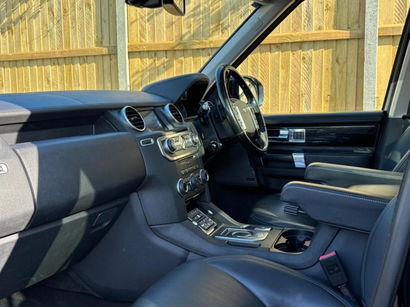 LAND ROVER DISCOVERY 4