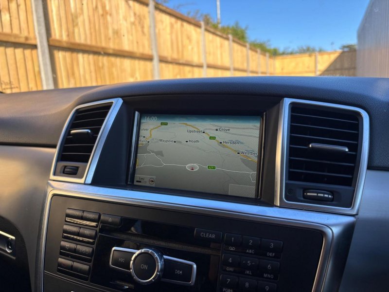 MERCEDES-BENZ M CLASS