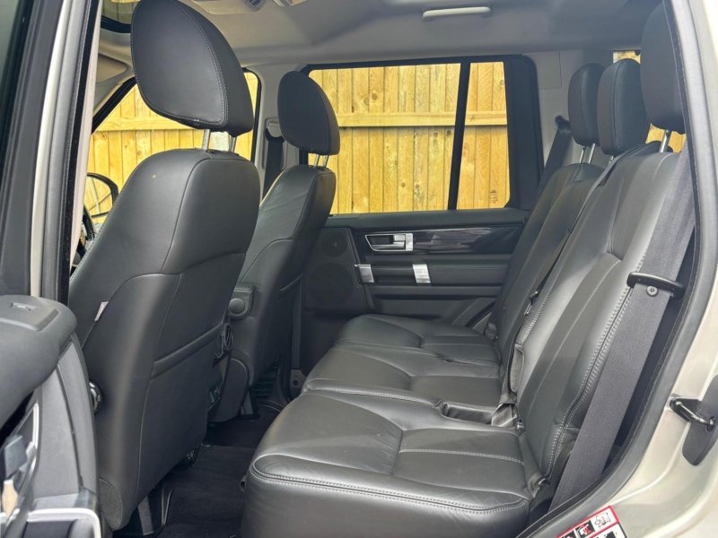 LAND ROVER DISCOVERY 4