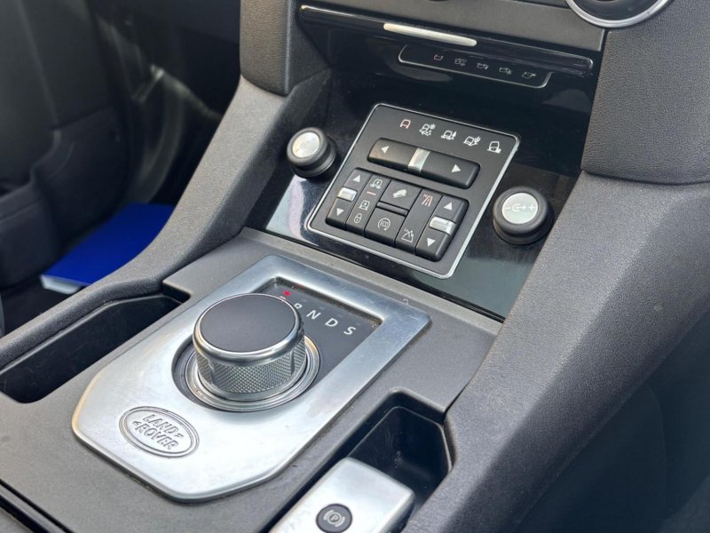 LAND ROVER DISCOVERY 4