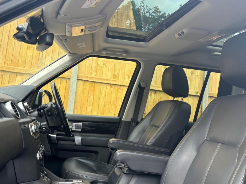 LAND ROVER DISCOVERY 4
