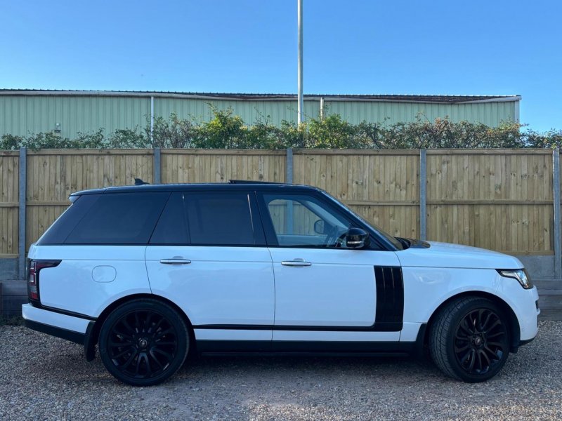 LAND ROVER RANGE ROVER